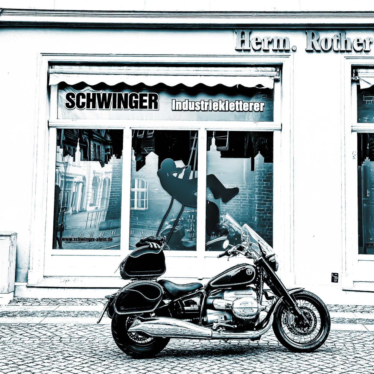 11.03.25 #SchwingerIndustriekletterer #PMRR18FE #Tulipstreetview #TTT #Tulipstagram - Serie